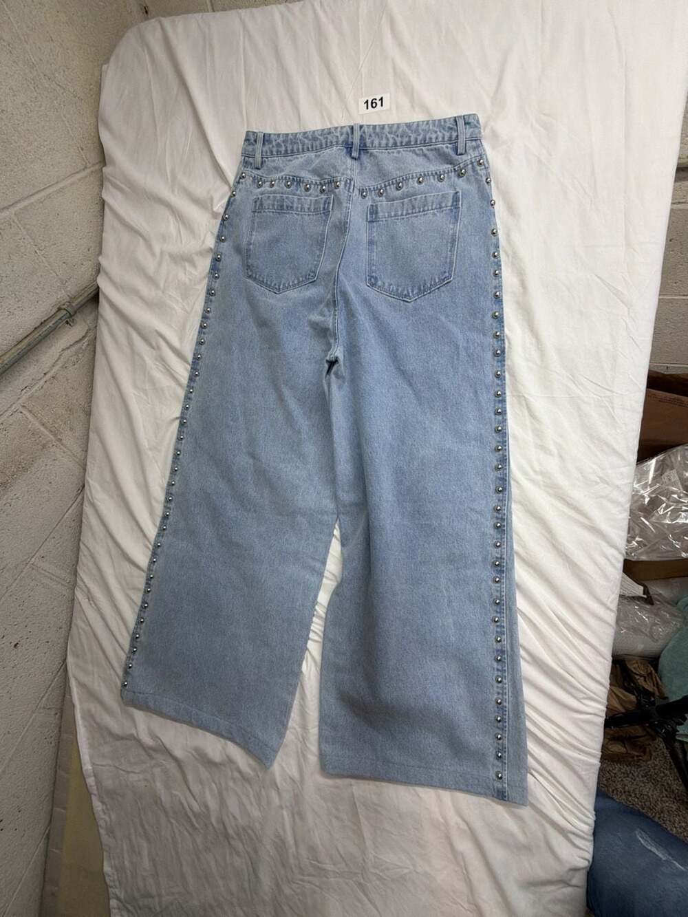 AVEC LES FILLES Sabine Wash Light Blue Studded Wide-Leg Denim Pants Size 30 - Picture 7 of 7